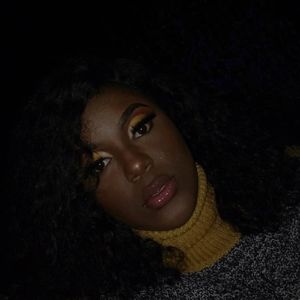 Meet your Posher, Tiara